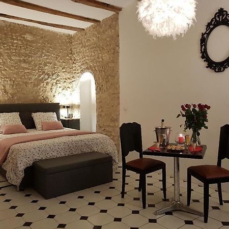 Le Grand Coudreau Bed and Breakfast Nazelles-Negron Εξωτερικό φωτογραφία